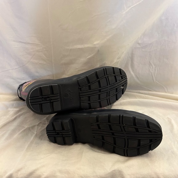 Joules Rain Boots | Floral Wellies Black Size 8 EU 39 - Picture 2 of 8